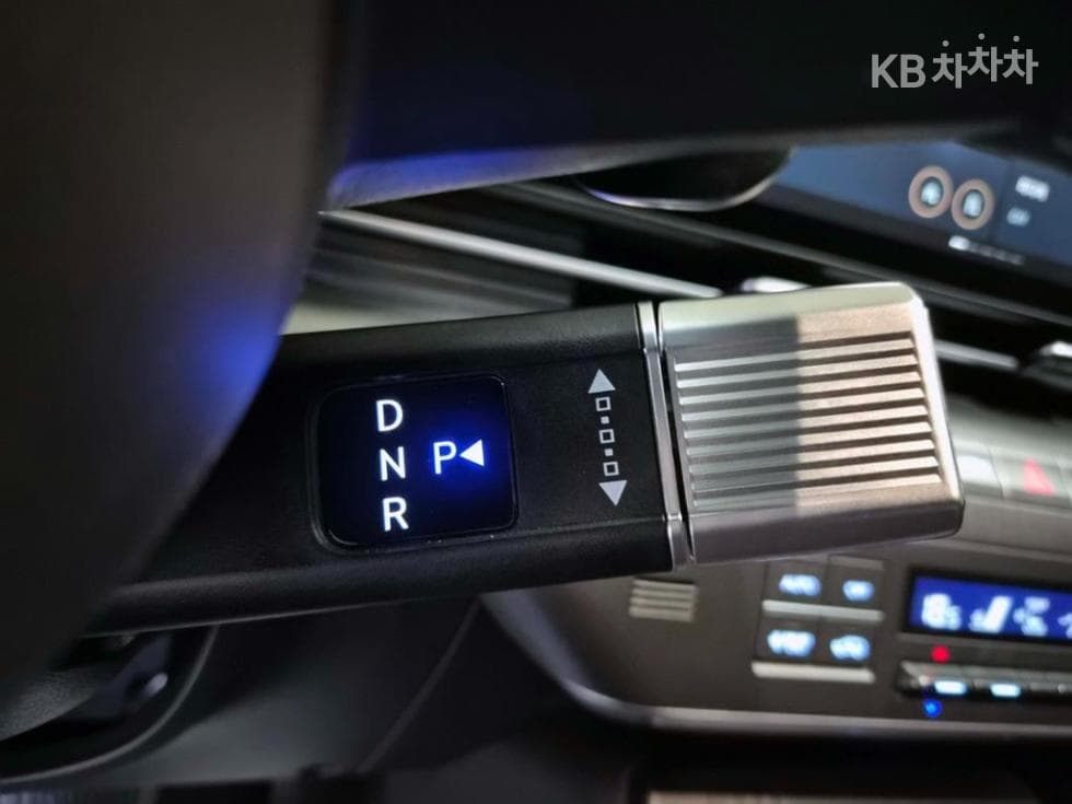 Хюндай Ди Всеново Kona Хибрид(SX2)1.6 HEV Premium - 11
