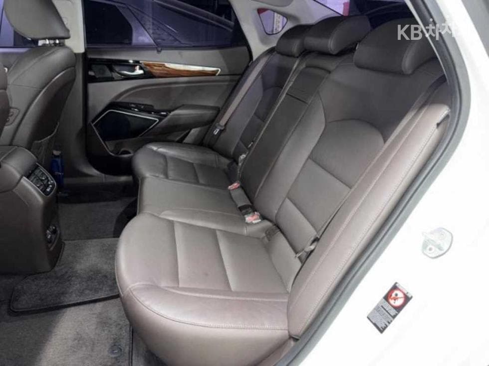Kia All New K72.4 GDi Limited - 7