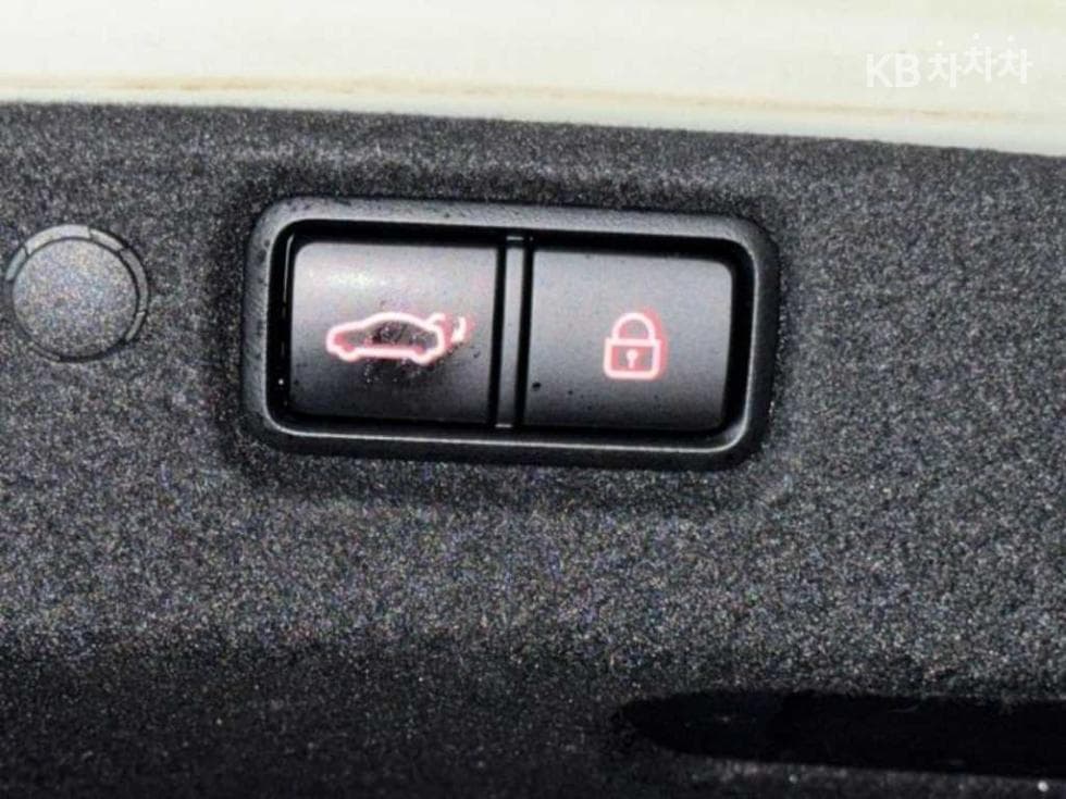 Kia All New K72.4 GDi Limited - 17