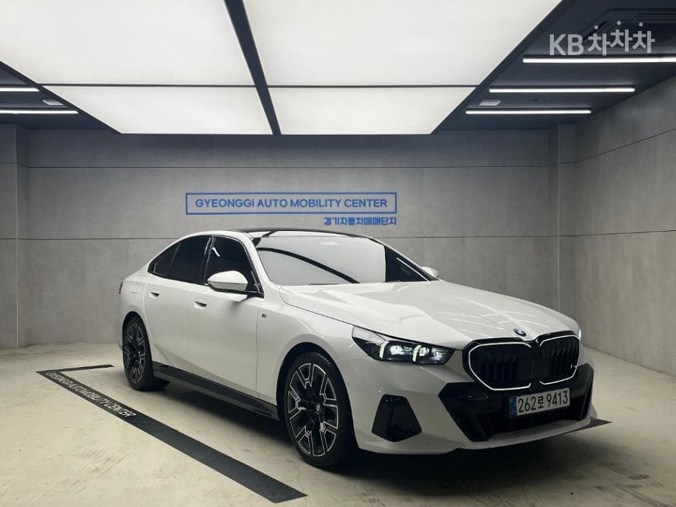 BMW Нов5 Серия(G60) 530i xDrive M Sport Pro SE - Image 1