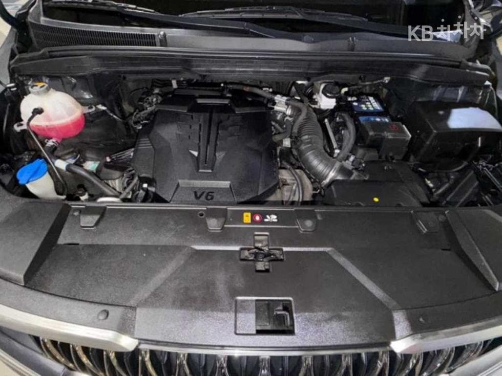 Kia Carnival 4th generationG3.5 GDI 9-seater Signature - 19