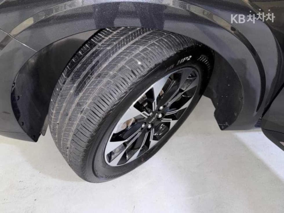 Kia Carnival 4th generationG3.5 GDI 9-seater Signature - 20