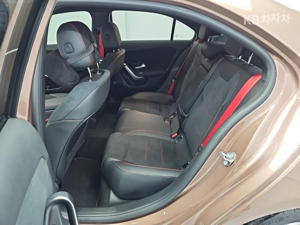 Mercedes-Benz A클래스(W177)AMG A35 4Matic - 12