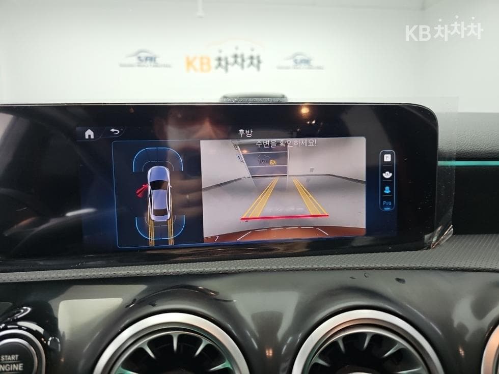 Mercedes-Benz A클래스(W177)AMG A35 4Matic - 15