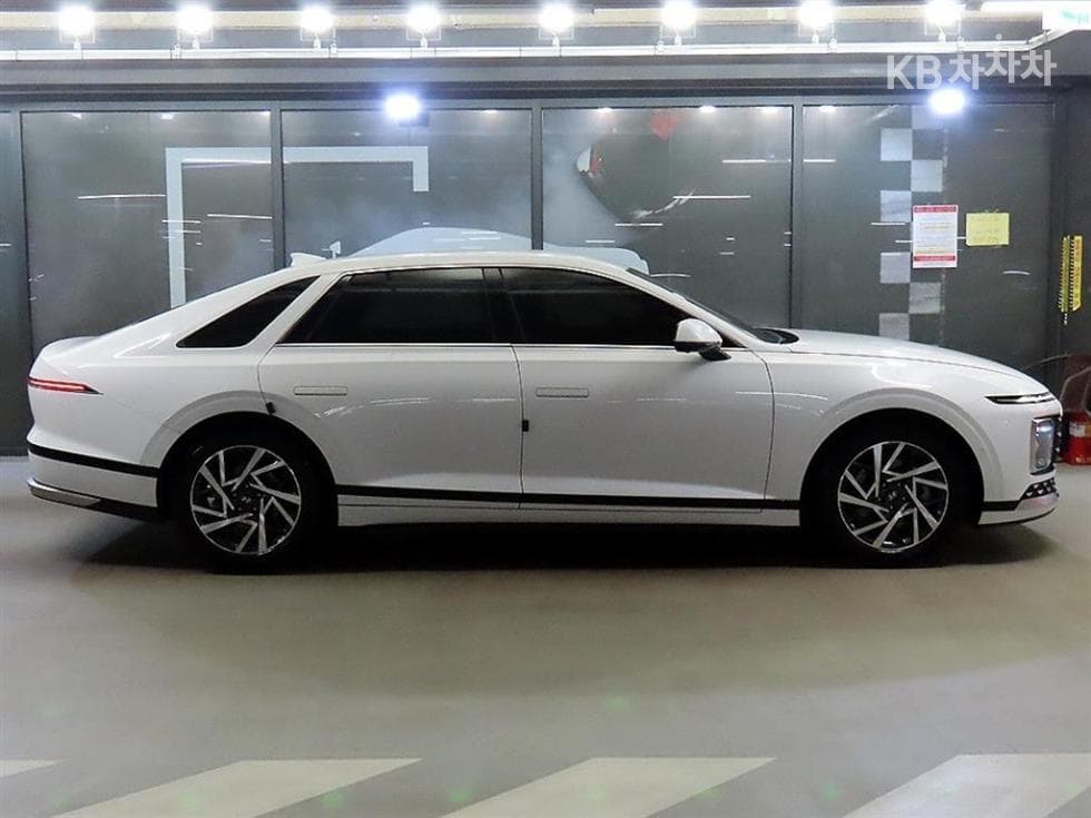 Hyundai The All New Grandeur (Azera)2.5L gasoline 2WD Exclusive - 3