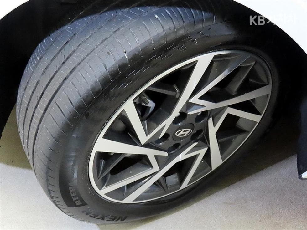 Hyundai The All New Grandeur (Azera)2.5L gasoline 2WD Exclusive - 20
