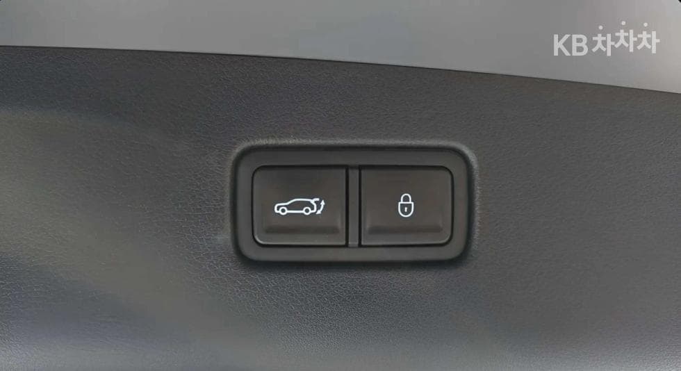 Дженезис GV70Бензин 2.5T 스포츠패키지 2WD - 16