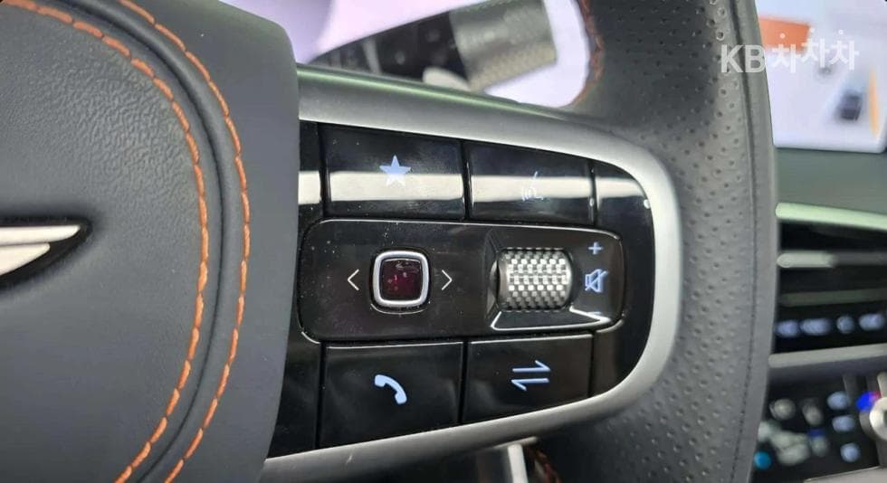 Дженезис GV70Бензин 2.5T 스포츠패키지 2WD - 21