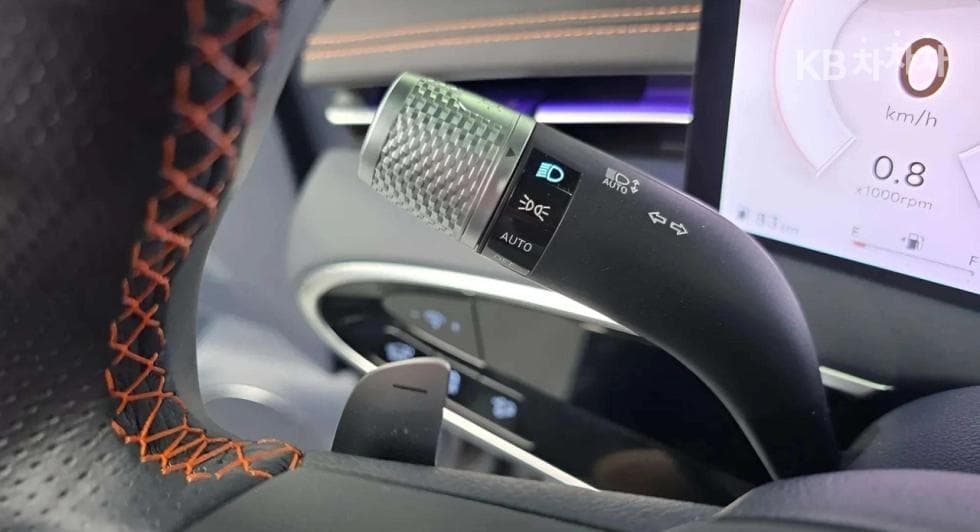 Дженезис GV70Бензин 2.5T 스포츠패키지 2WD - 25