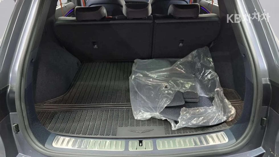 Дженезис GV70Бензин 2.5T 스포츠패키지 2WD - 31