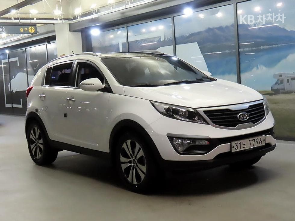 Kia Sportage R 2WD Diesel LIMITED - Image 1