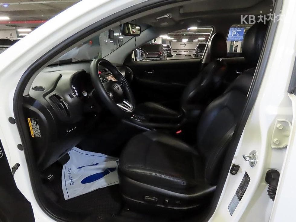 Kia Sportage R2WD Diesel LIMITED - 6