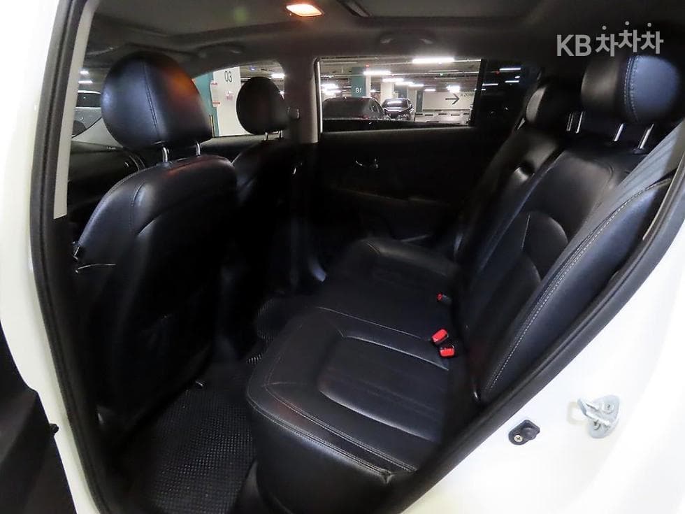 Kia Sportage R2WD Diesel LIMITED - 7