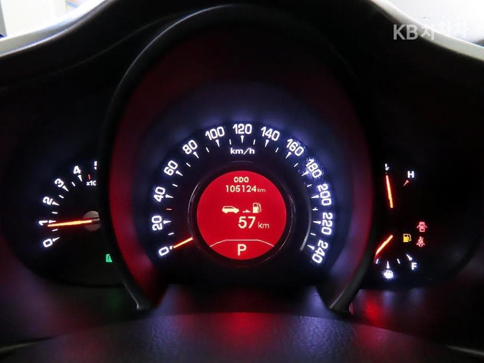 Kia Sportage R2WD Diesel LIMITED - 9