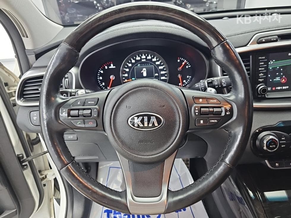 Kia All NewSorentoDiesel 2.0 2WD Noblesse Special (special feature/edition) - 9