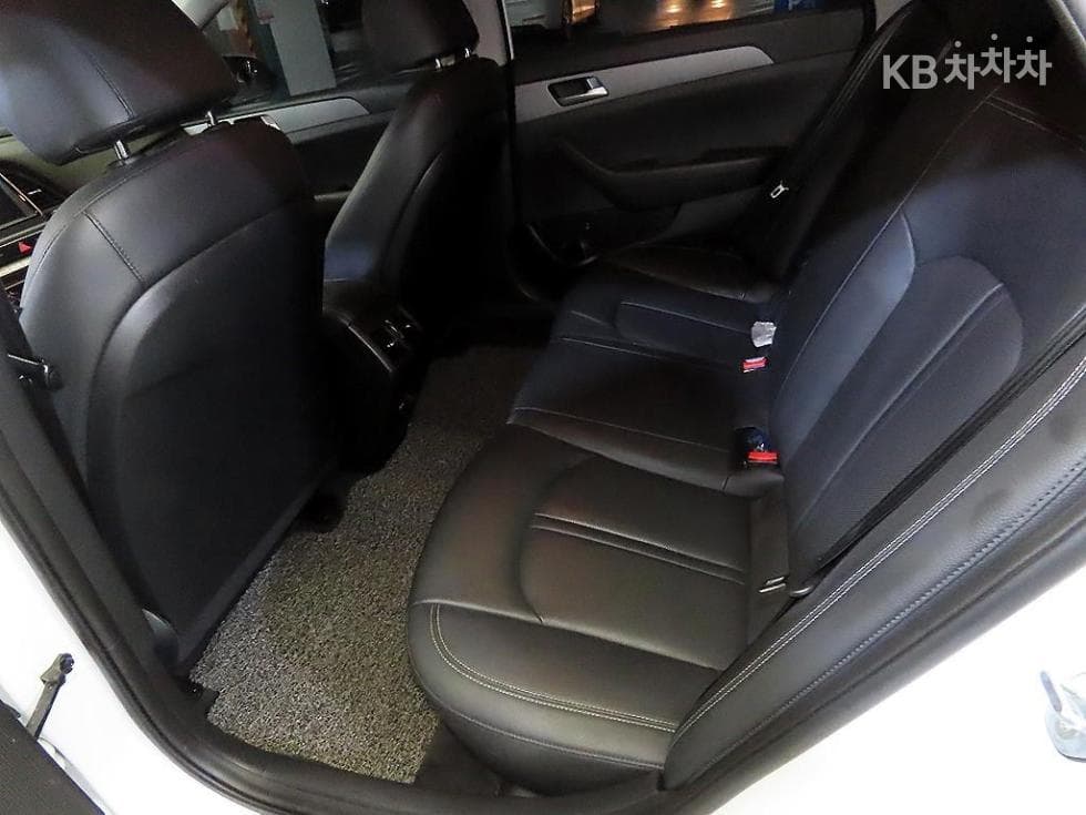 Hyundai Sonata New Rise2.0 LPi Rental car Style - 7
