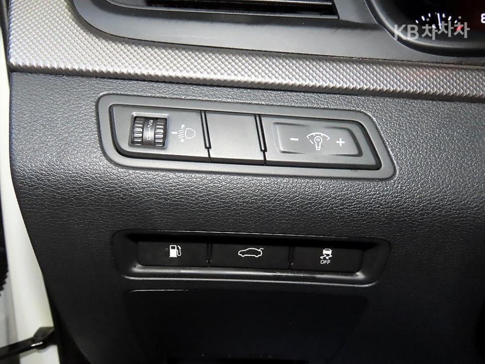 Hyundai Sonata New Rise2.0 LPi Rental car Style - 14