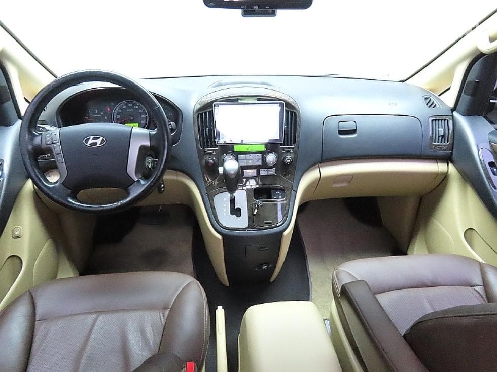 Hyundai Grand Starex11-seater Limousine VIP 팩 - 6