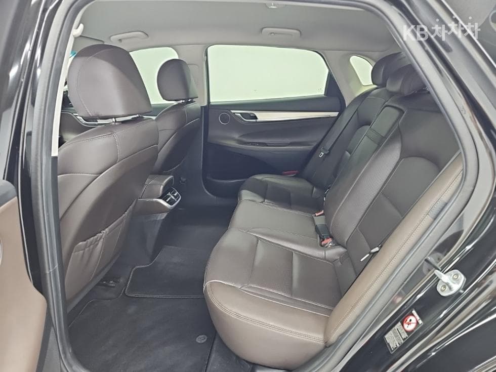 Hyundai The New (facelift) Grandeur (Azera)2.5 Premium - 12