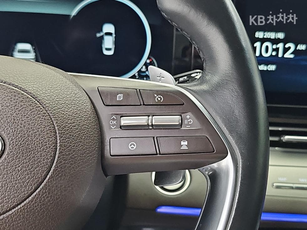 Hyundai The New (facelift) Grandeur (Azera)2.5 Premium - 17