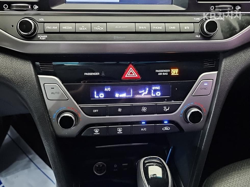 Hyundai Avante (Elantra)AD1.6 GDi Smart - 10