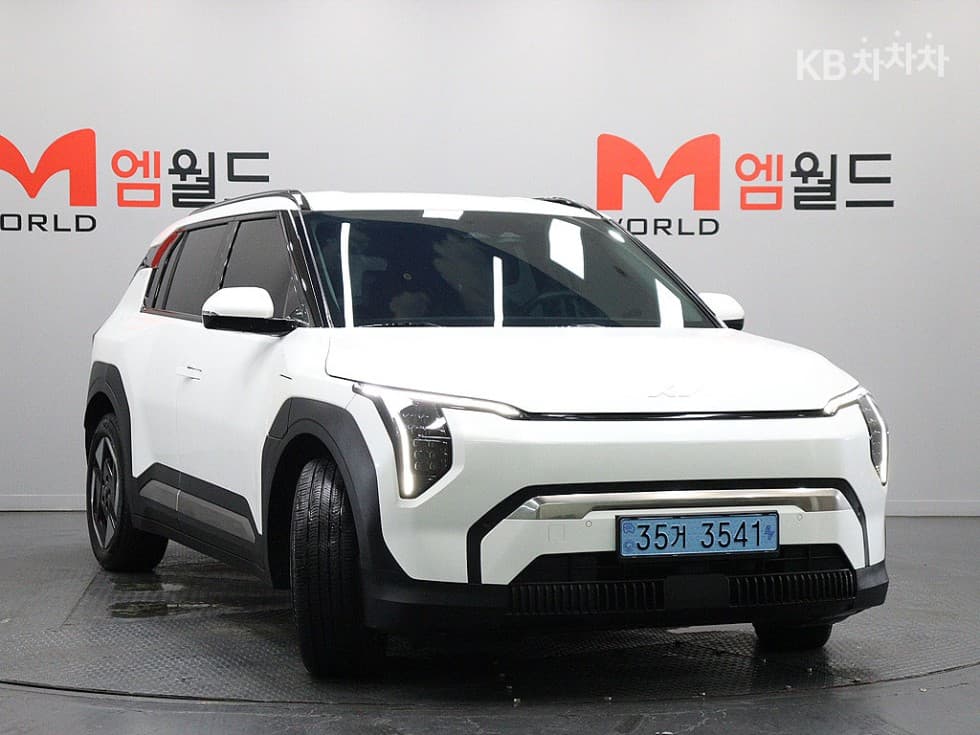 Kia EV3Long Range 2WD 어스 - 2