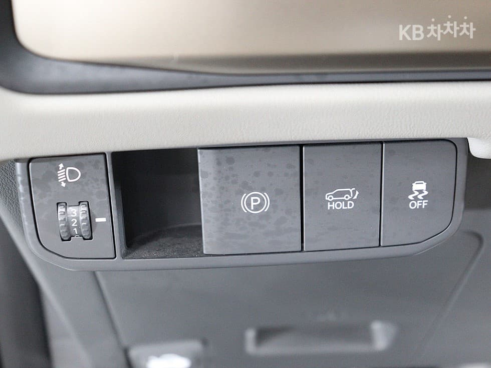 Kia EV3Long Range 2WD 어스 - 12