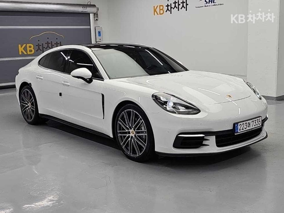 Porsche 파나메라 (971)3.0 4 Стандартен - 4