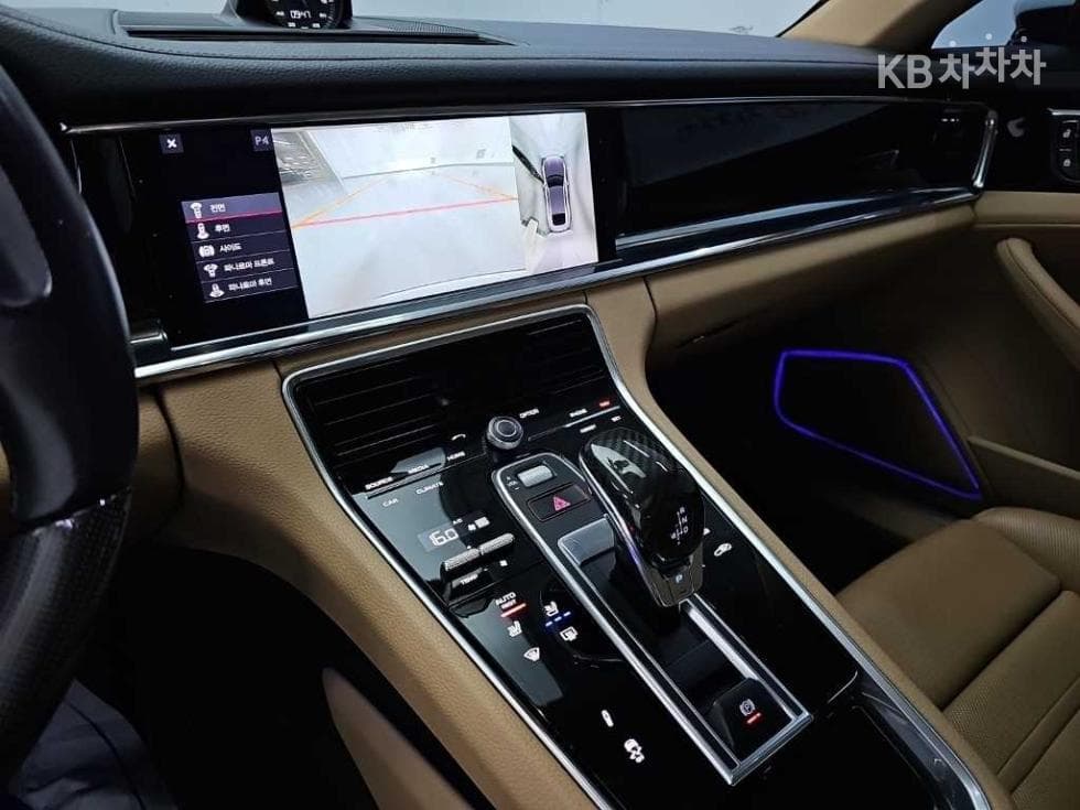 Porsche 파나메라 (971)3.0 4 Стандартен - 10