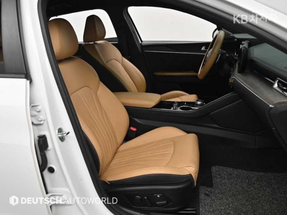 Kia K5 3rd Gen2.0 Gasoline Signature - 10
