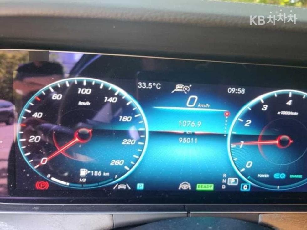 Mercedes-Benz E-Class (W213)E350 4MATIC AMG Line - 11