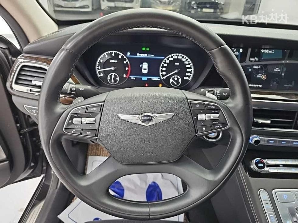 Genesis G903.8 GDi AWD Luxury - 9