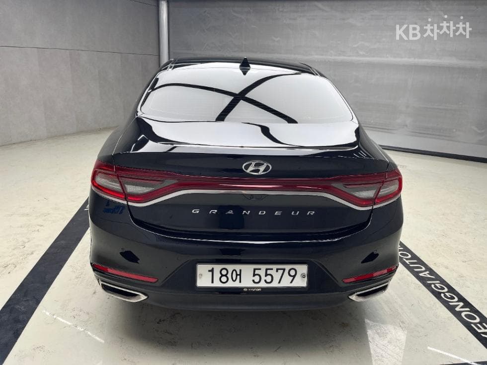 Хюндай Grandeur (Azera)IG2.4 Premium Специал (специален признак/издание) - 3