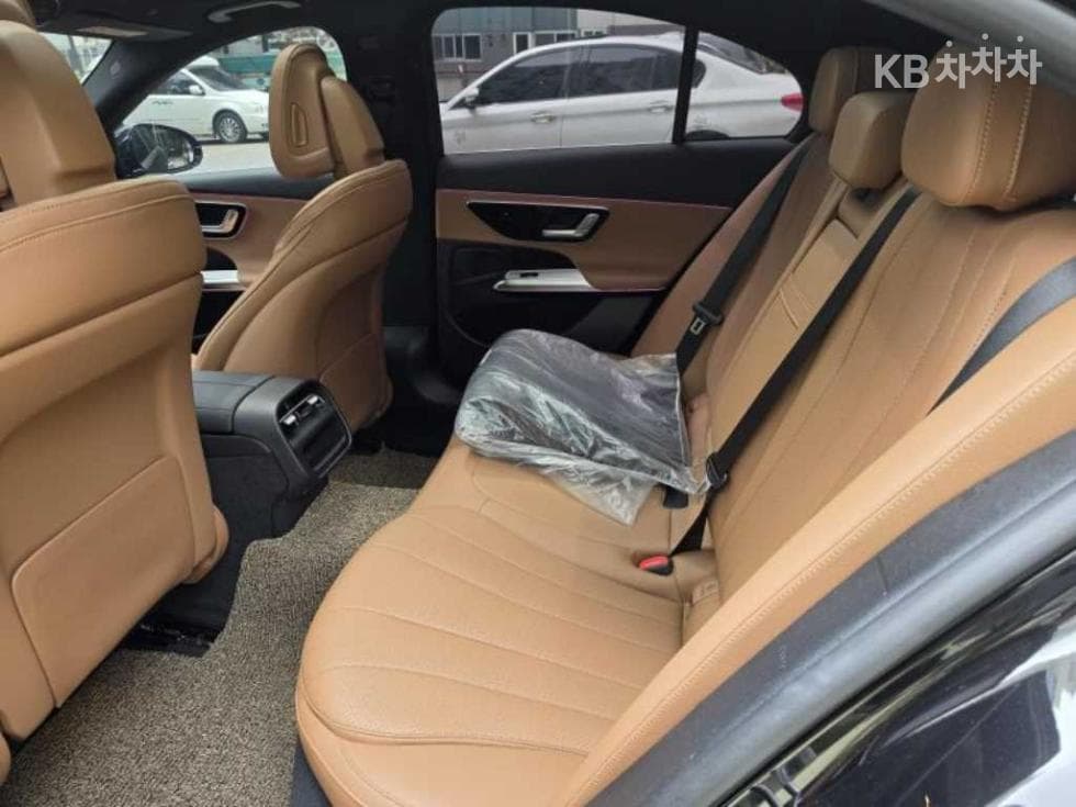 Mercedes-Benz E-클래스 (W214)E200 Avantgrade - 5