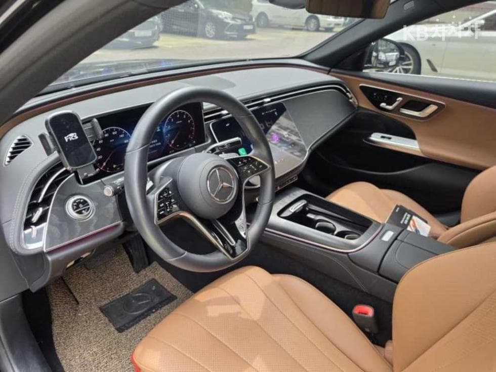 Mercedes-Benz E-클래스 (W214)E200 Avantgrade - 7