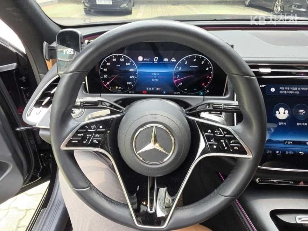 Mercedes-Benz E-클래스 (W214)E200 Avantgrade - 8