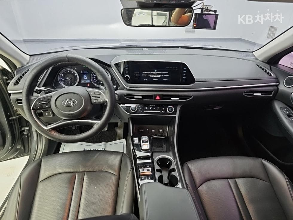 Хюндай Соната (DN8)2.0 Premium 패밀리 - 7