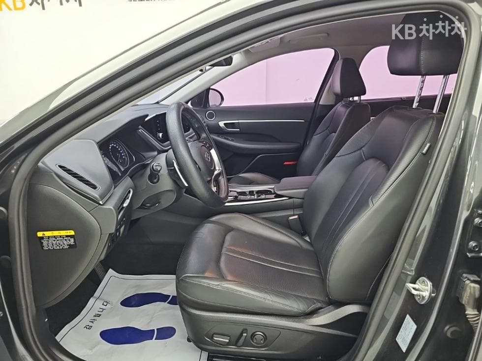 Хюндай Соната (DN8)2.0 Premium 패밀리 - 11