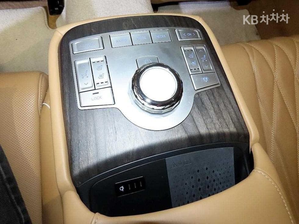 Genesis G80(RG3)2.5 Turbo Gasoline Direct Injection AWD - 14