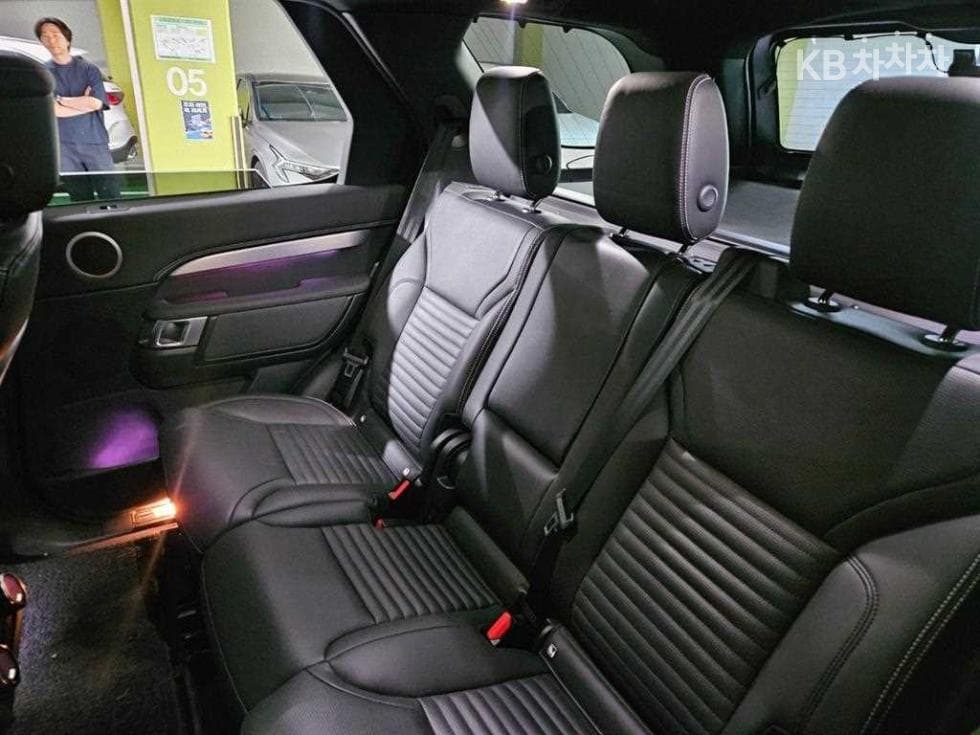 Land Rover 디스커버리5P360 R-Dynamic SE - 7