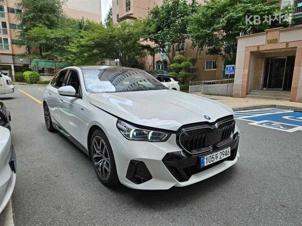 BMW New5 Series(G60)520i M Sport - 20
