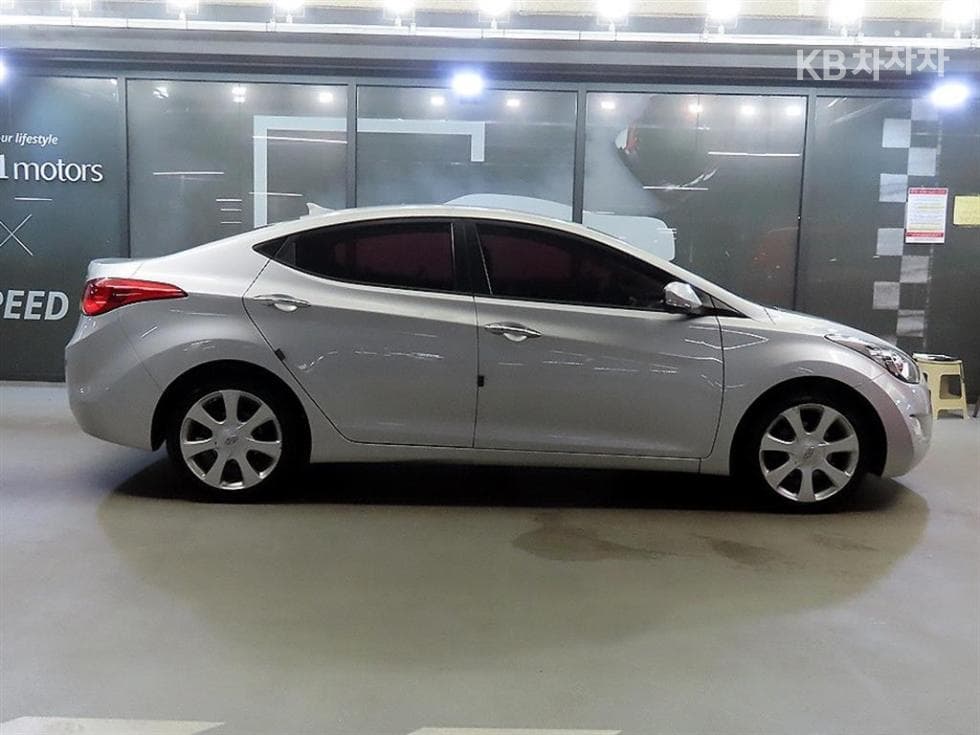 Hyundai Avante (Elantra)MDM16 GDi TOP - 3