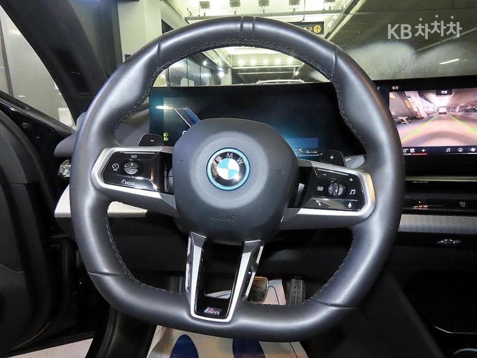 BMW New5 Series(G60)530e M Sport - 8