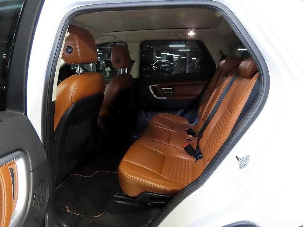 Land Rover 디스커버리 스포츠2.0 TD4 HSE Luxury - 7