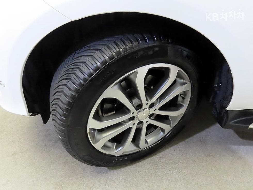 Mercedes-Benz GLE(W166)250 d 4Matic - 20