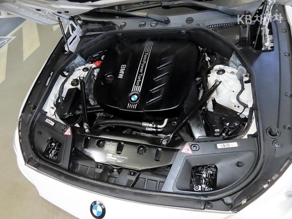 BMW Gran TurismoGT F07 - 19