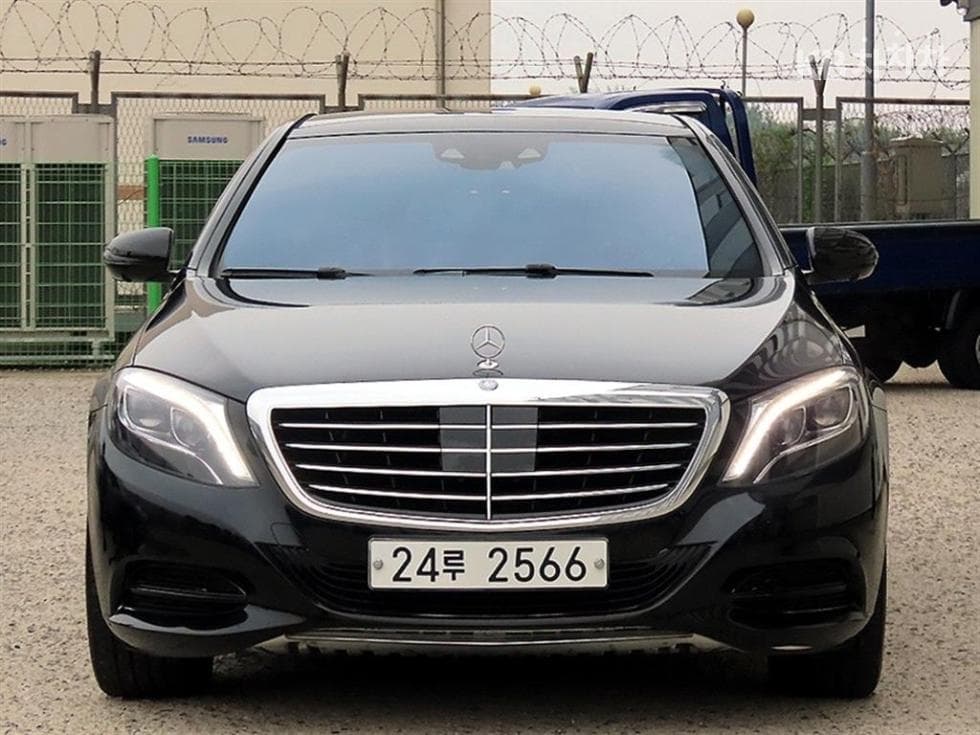 Mercedes-Benz Нов S-Клас S350 블루텍 4MATIC W222 (13년~) - Image 1