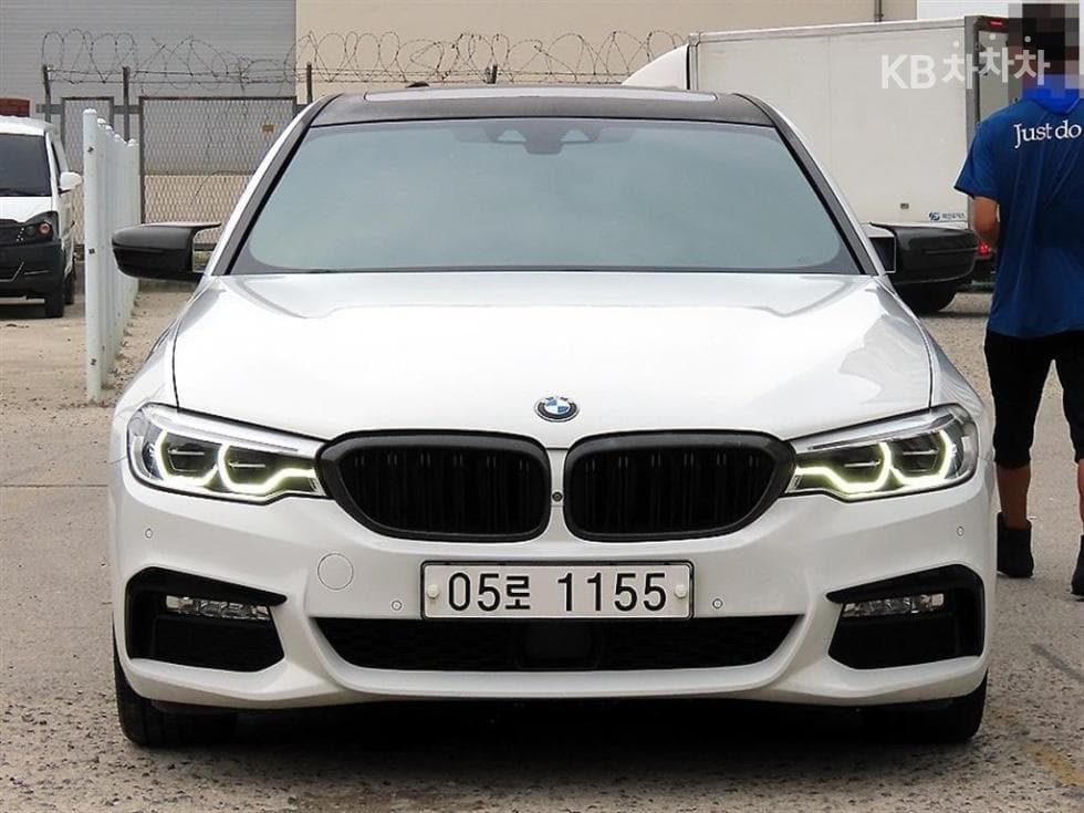 BMW 올Нов5 Серия (G30) 520d xDrive M Sport Package Plus - Image 1