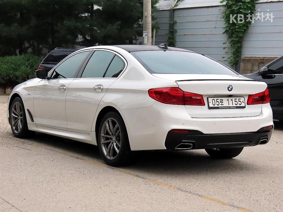 BMW 올Нов5 Серия (G30)520d xDrive M Sport Package Plus - 3
