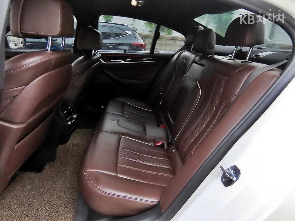 BMW 올Нов5 Серия (G30)520d xDrive M Sport Package Plus - 6